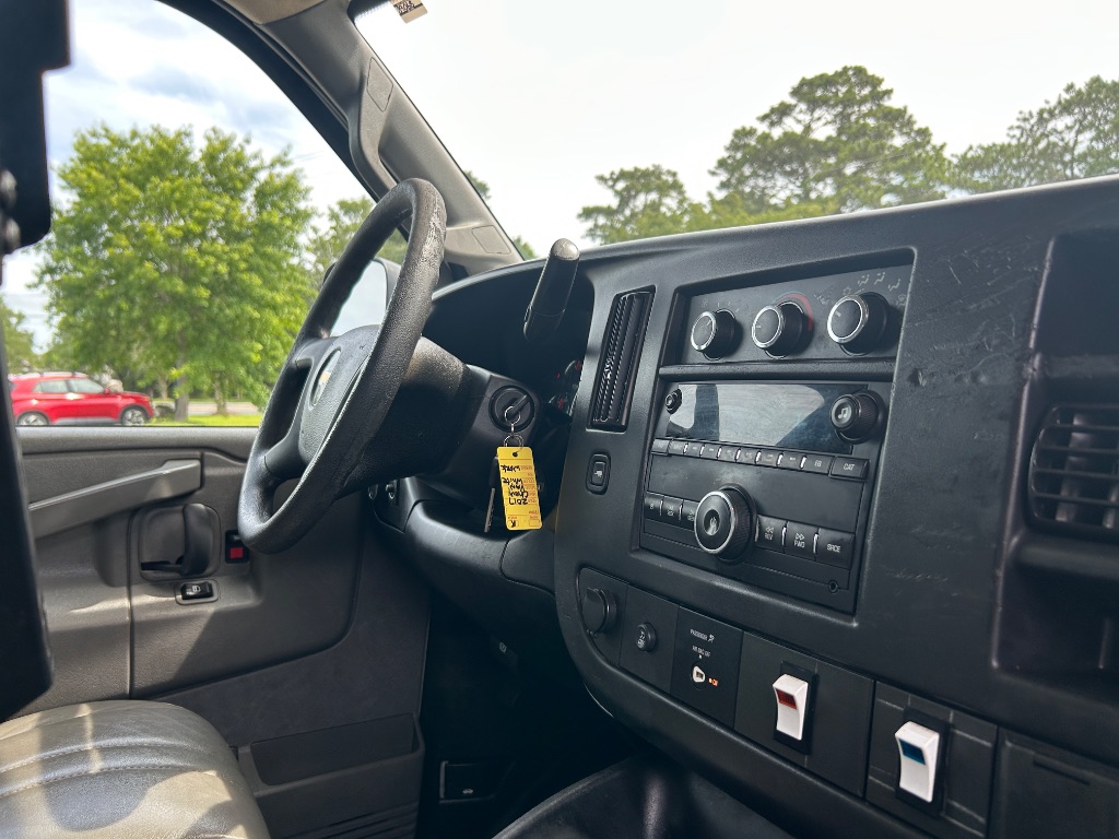 2017 Chevrolet Express - $18,295