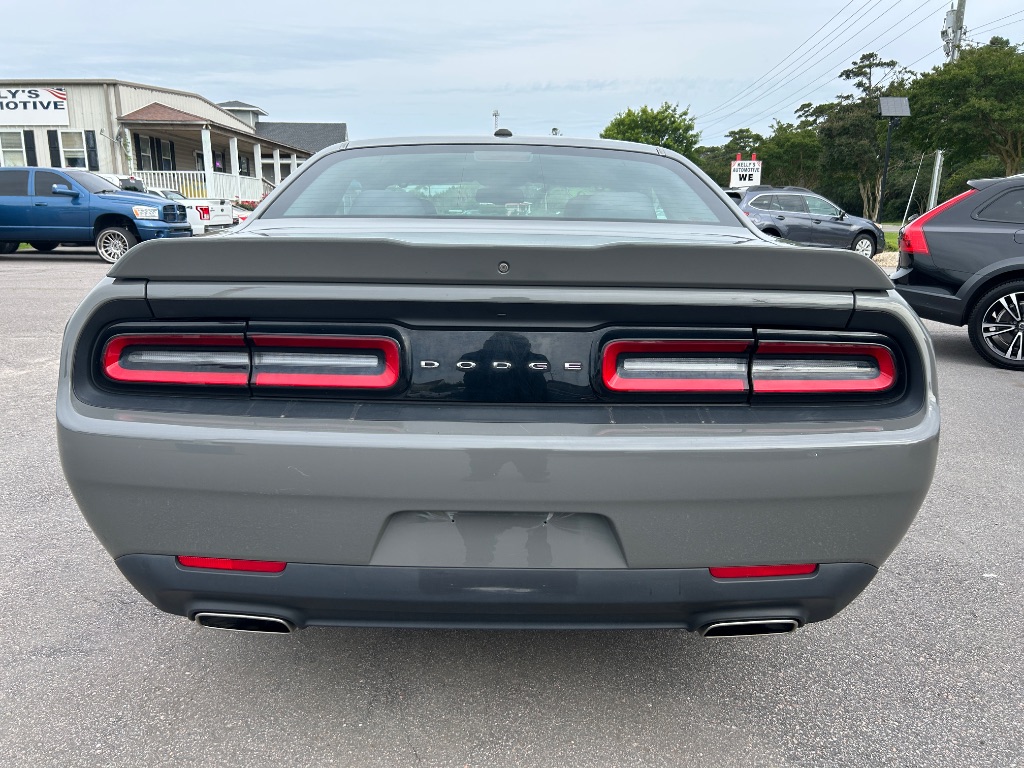 2019 Dodge Challenger - $21,000