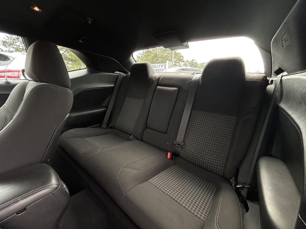 2019 Dodge Challenger - $21,000