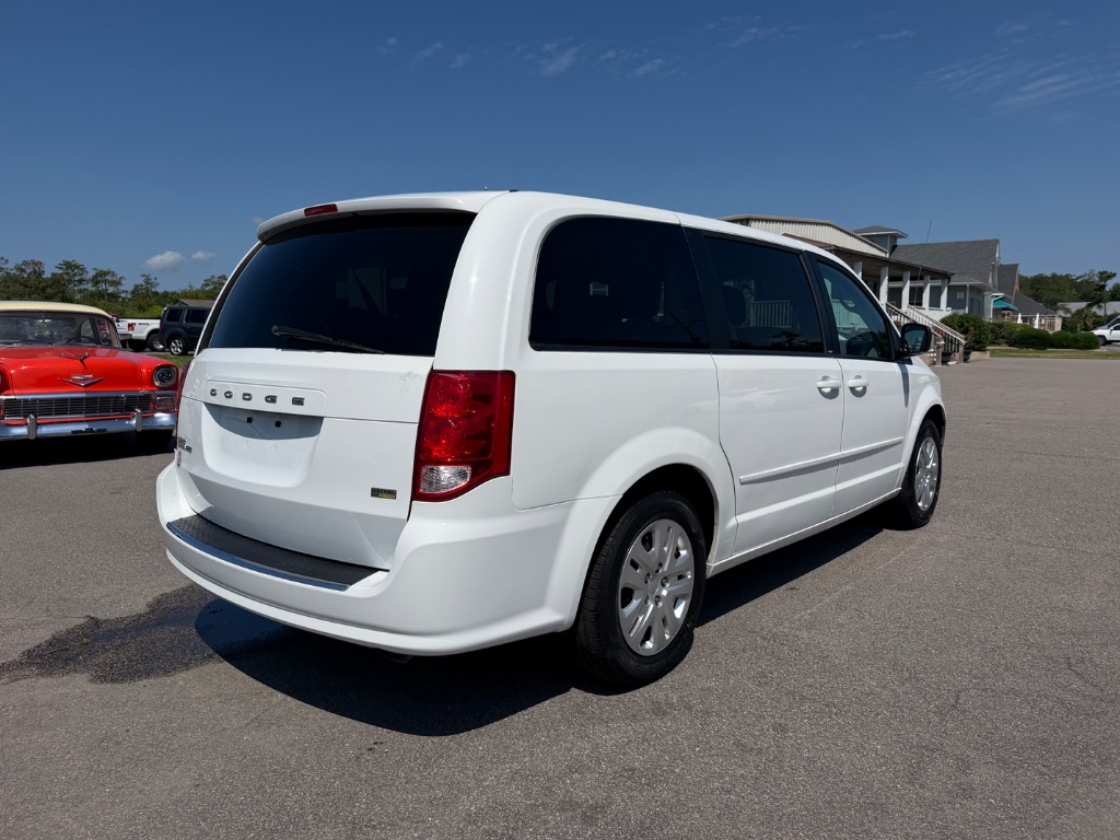 2014 Dodge Grand Caravan - $11,750
