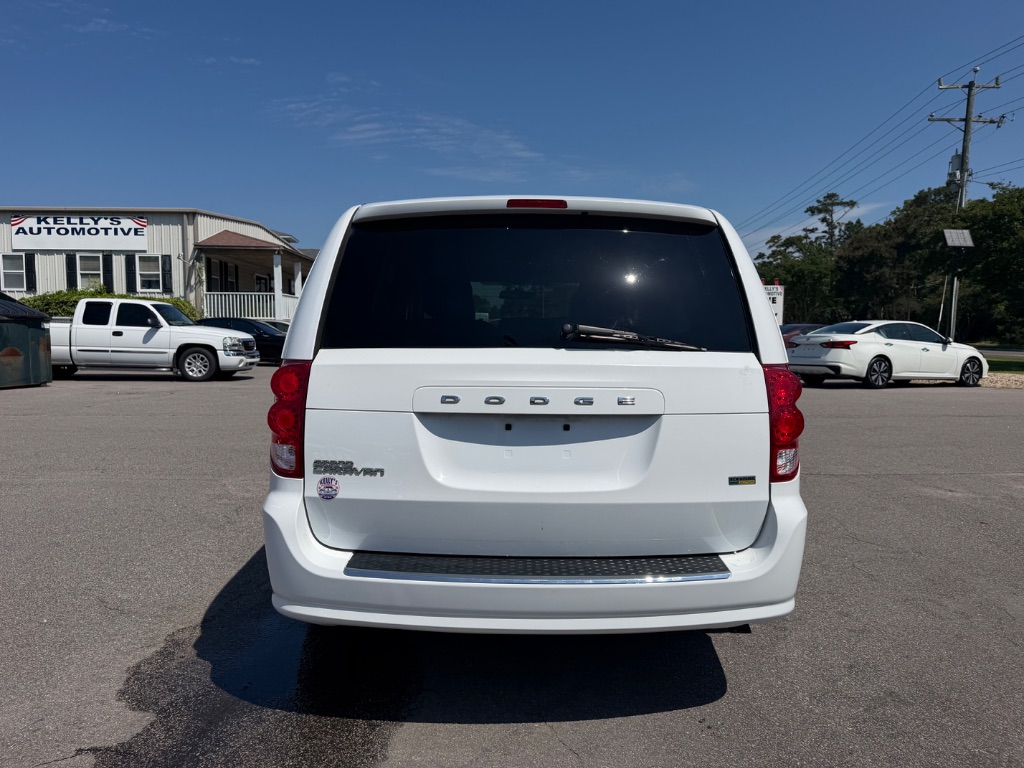 2014 Dodge Grand Caravan - $11,750
