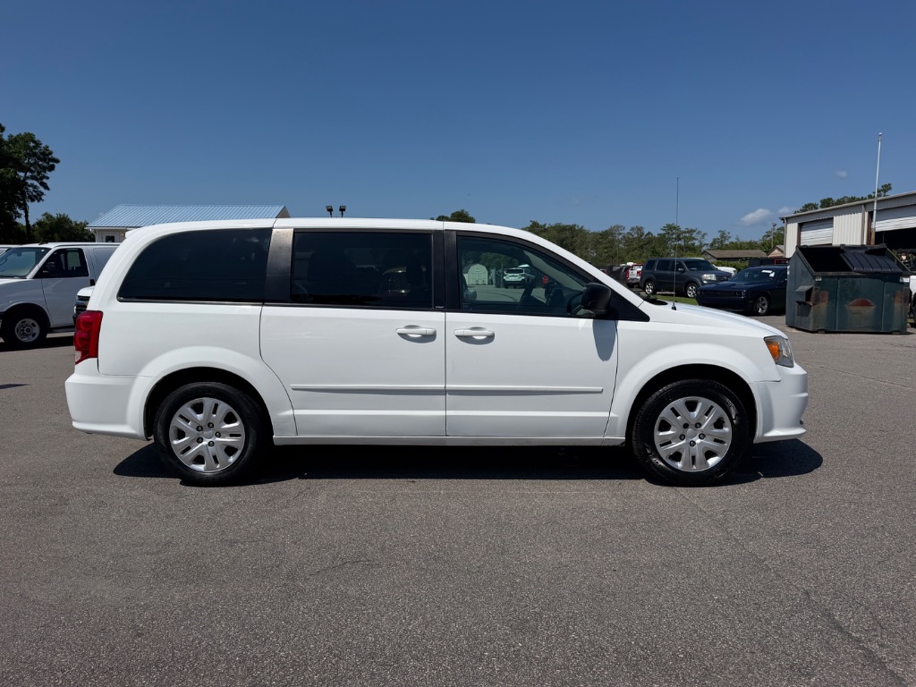2014 Dodge Grand Caravan - $11,750