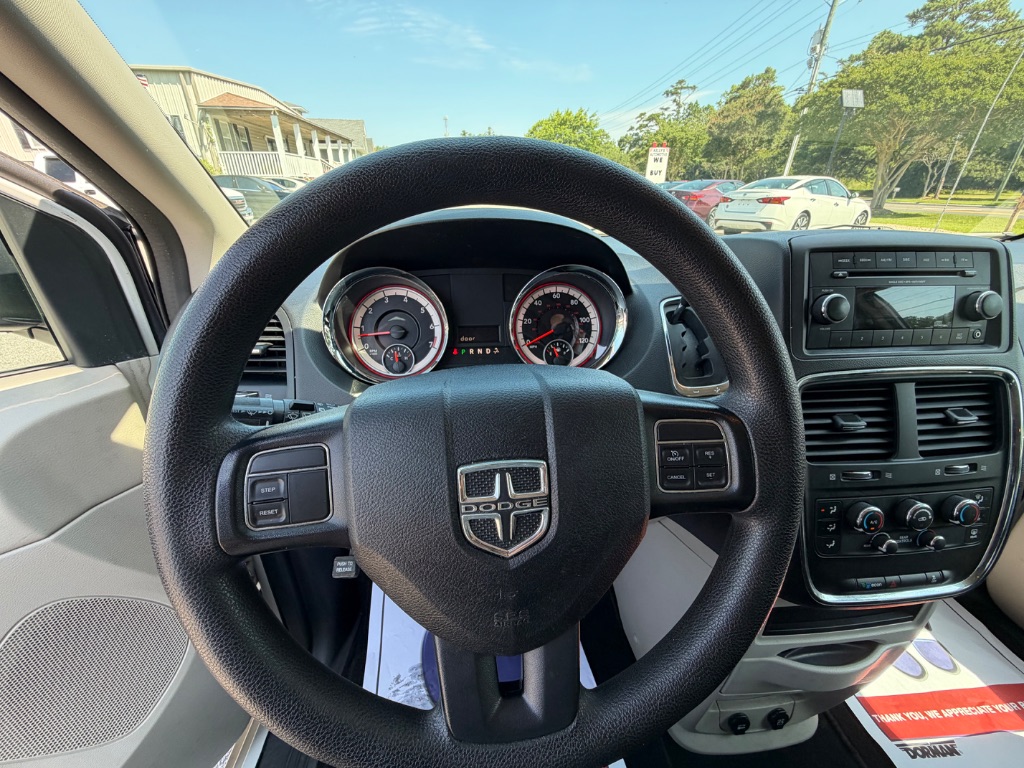 2014 Dodge Grand Caravan - $11,750