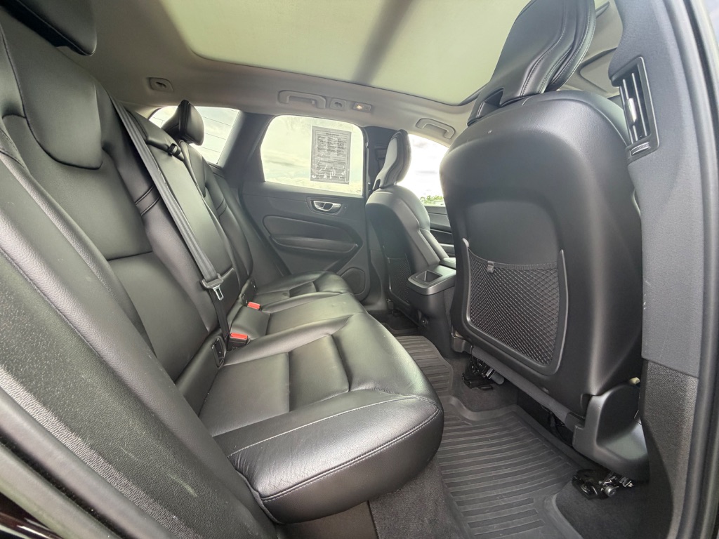 2023 Volvo XC60 - $23,189