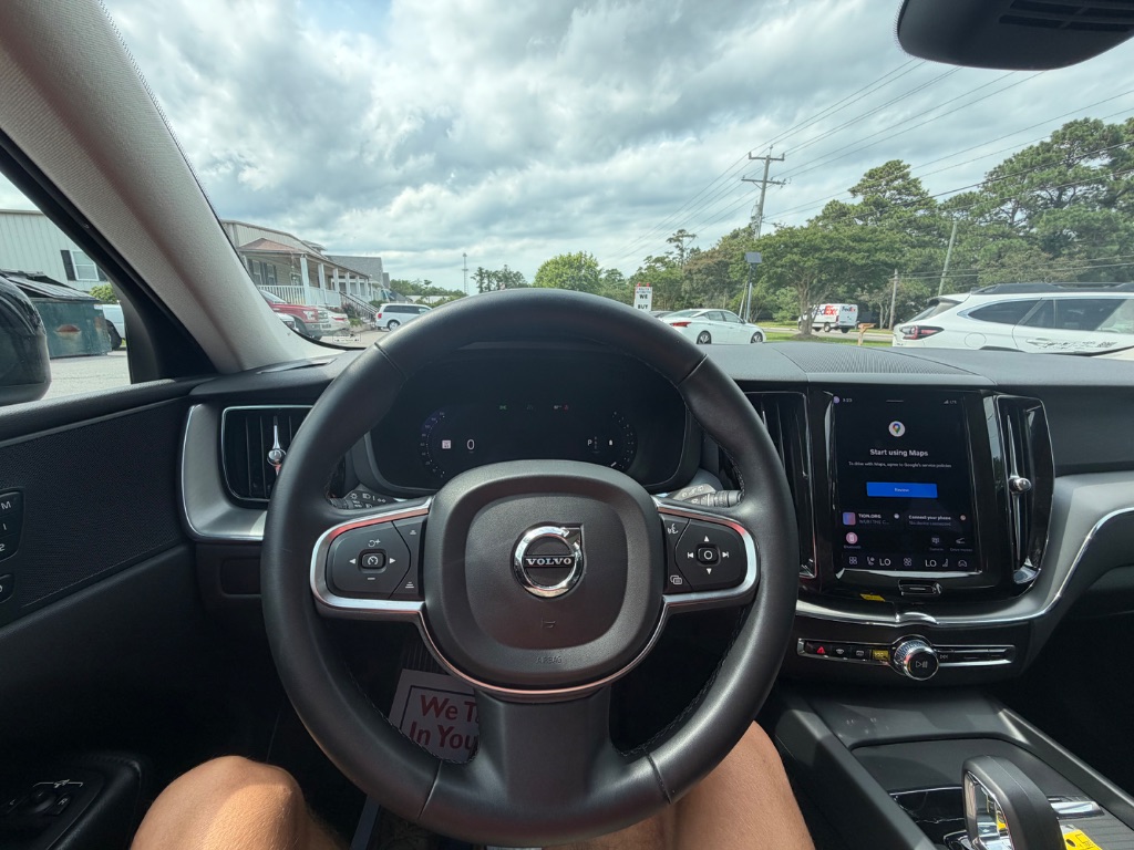 2023 Volvo XC60 - $23,189