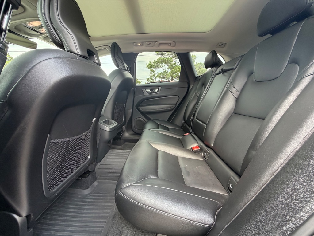 2023 Volvo XC60 - $23,189