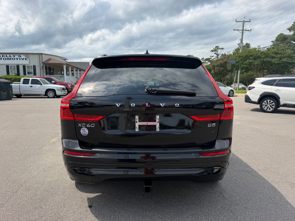 2023 Volvo XC60 - $23,189