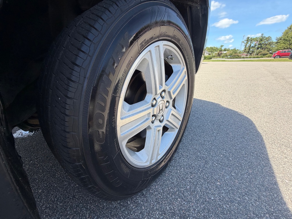 2011 Honda Ridgeline - $15,750