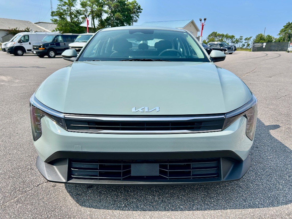 2025 Kia K4 - $22,776
