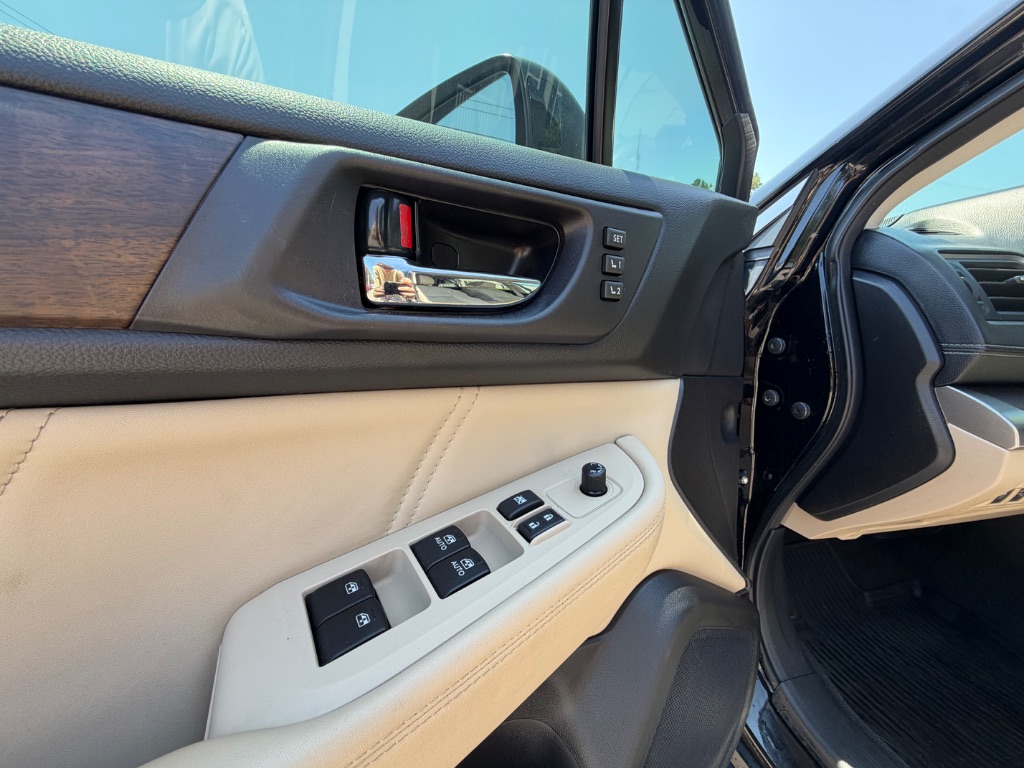 2019 Subaru Outback - $17,995