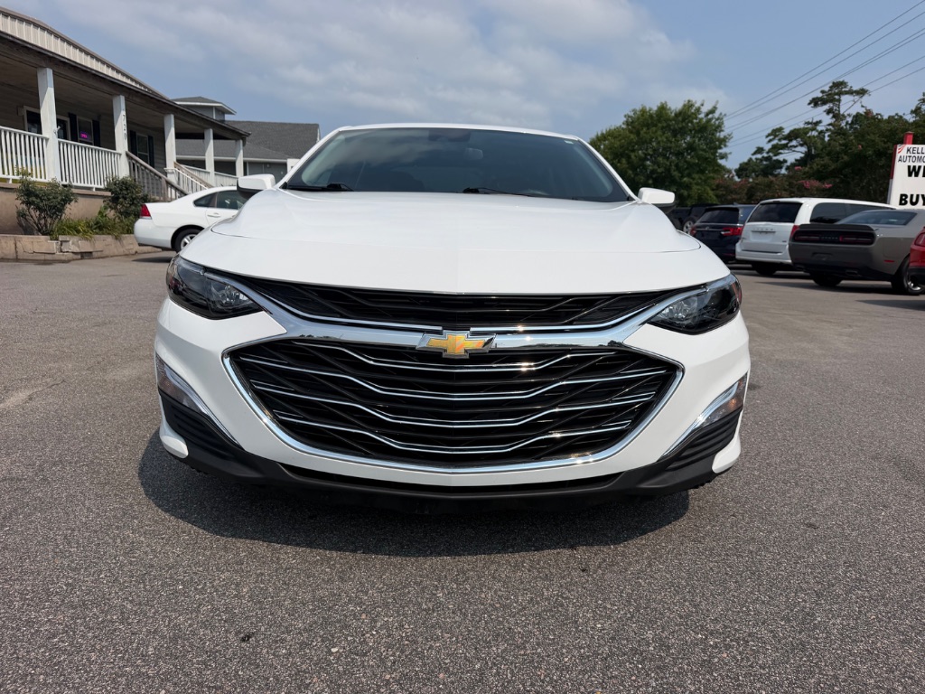 2023 Chevrolet Malibu - $17,327