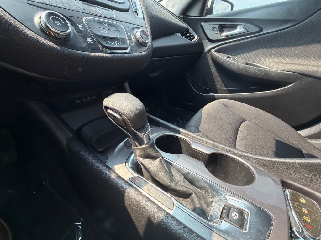 2023 Chevrolet Malibu - $17,327