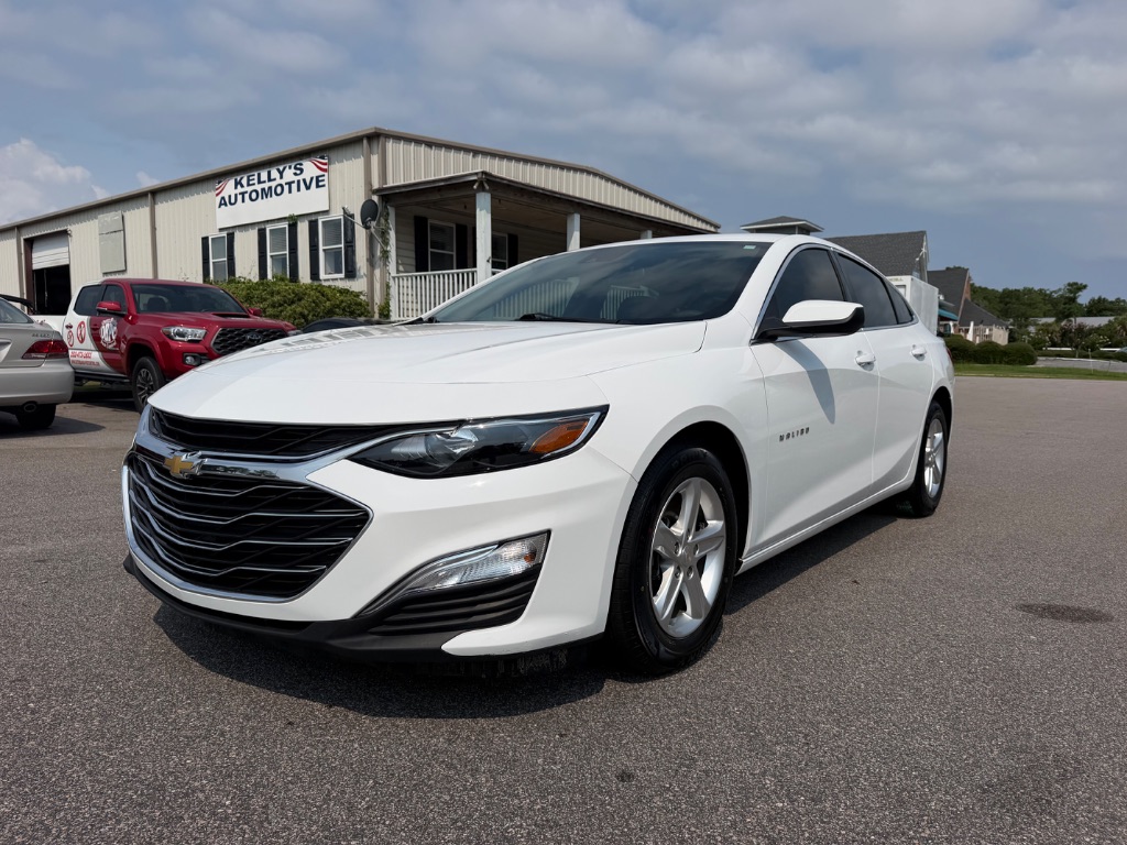 2023 Chevrolet Malibu - $17,327