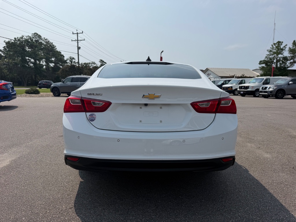 2023 Chevrolet Malibu - $17,327