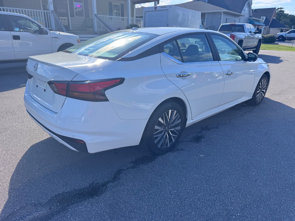 2025 Nissan Altima - $22,499
