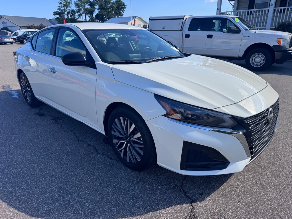 2025 Nissan Altima - $22,499