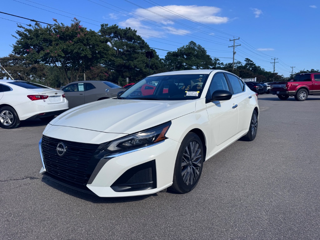 2025 Nissan Altima - $22,499