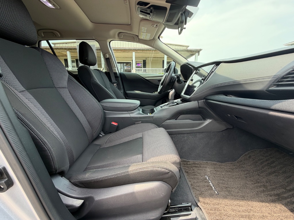 2025 Subaru Outback - $31,499