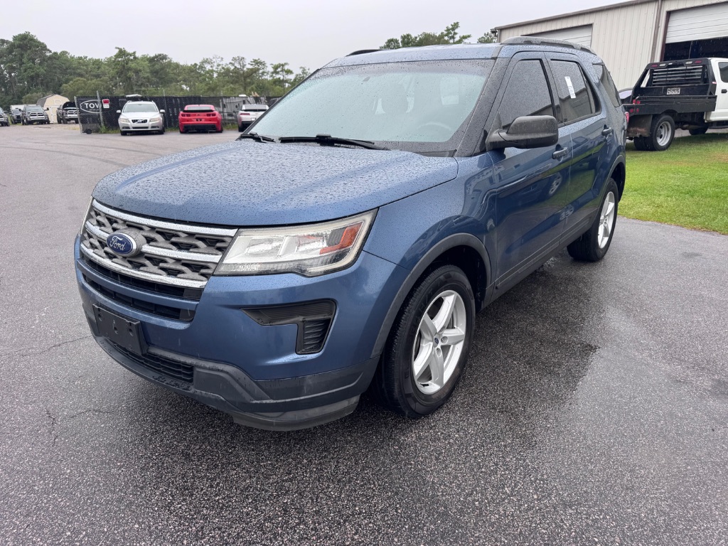 2018 Ford Explorer - $15,990