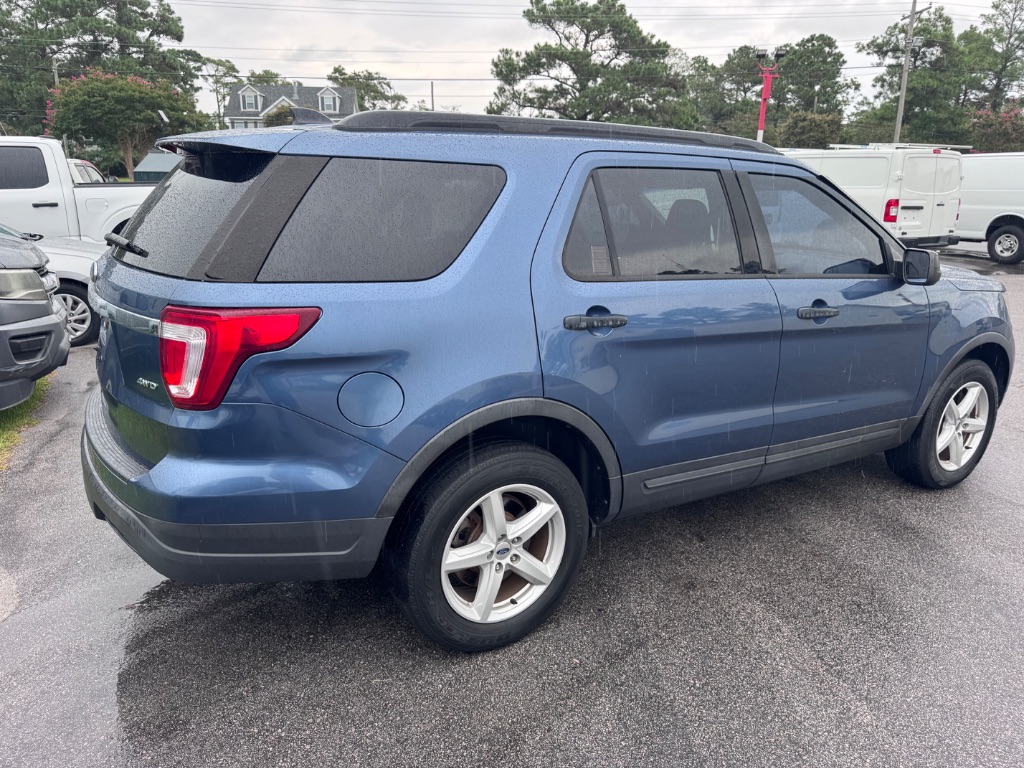 2018 Ford Explorer - $15,990