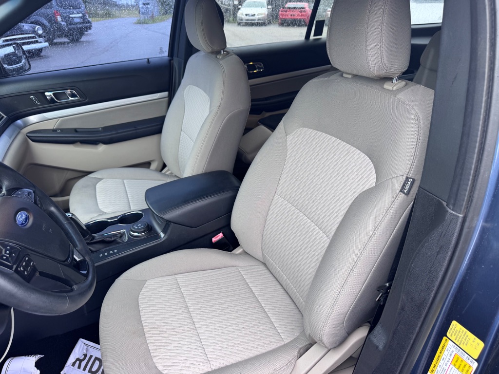 2018 Ford Explorer - $15,990