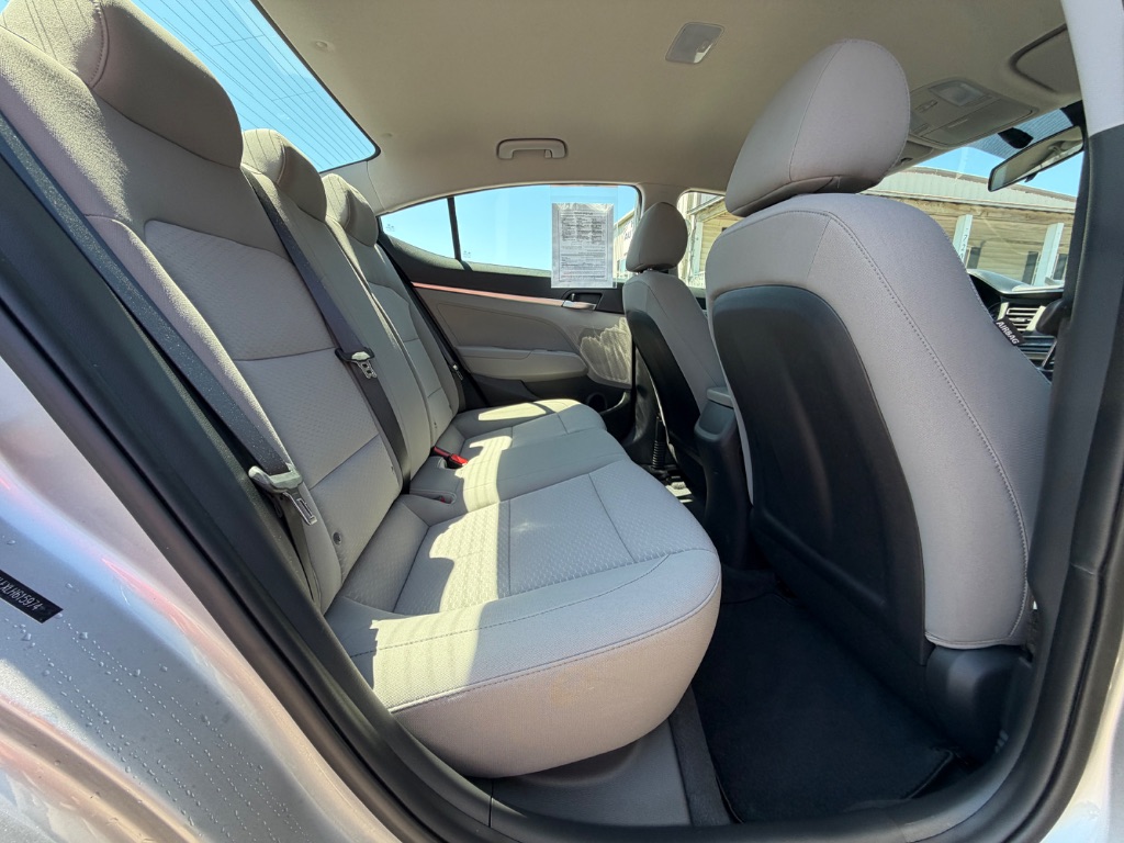 2020 Hyundai Elantra - $17,107