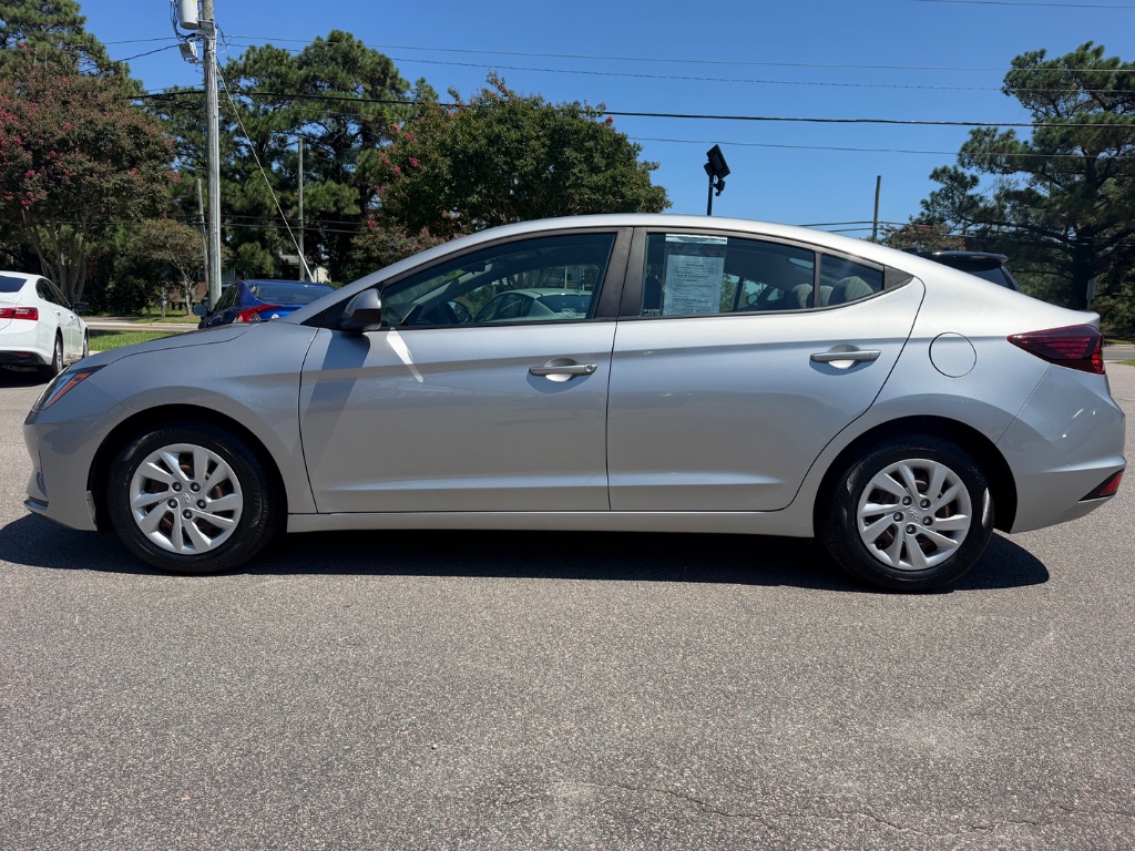 2020 Hyundai Elantra - $17,107