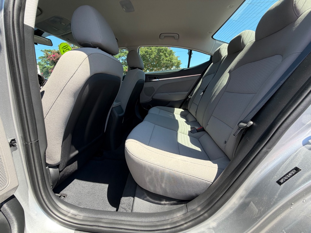 2020 Hyundai Elantra - $17,107