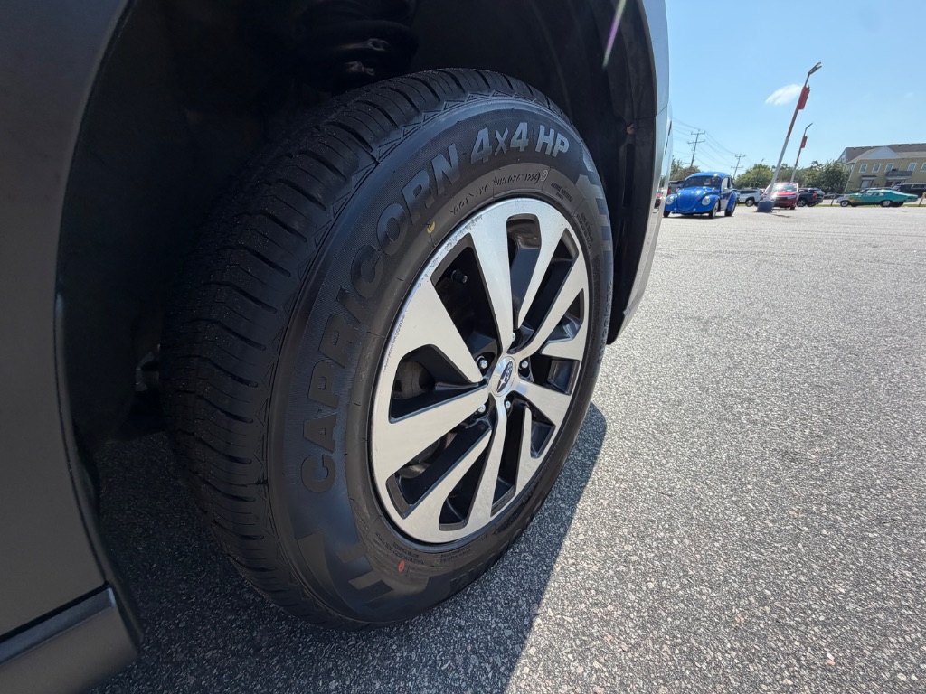 2025 Subaru Outback - $24,990