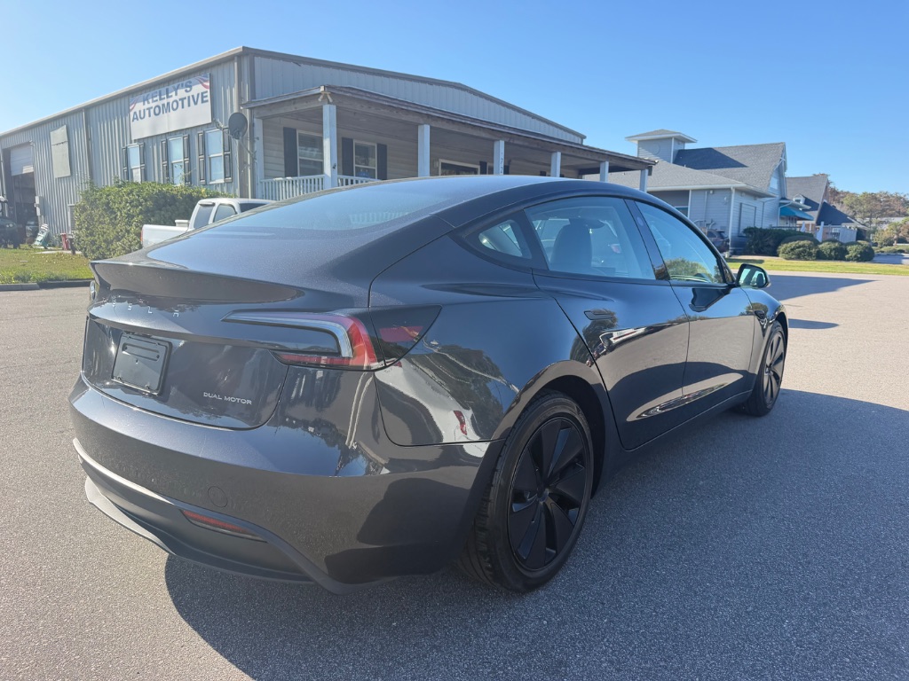 2024 Tesla Model 3 - $31,999