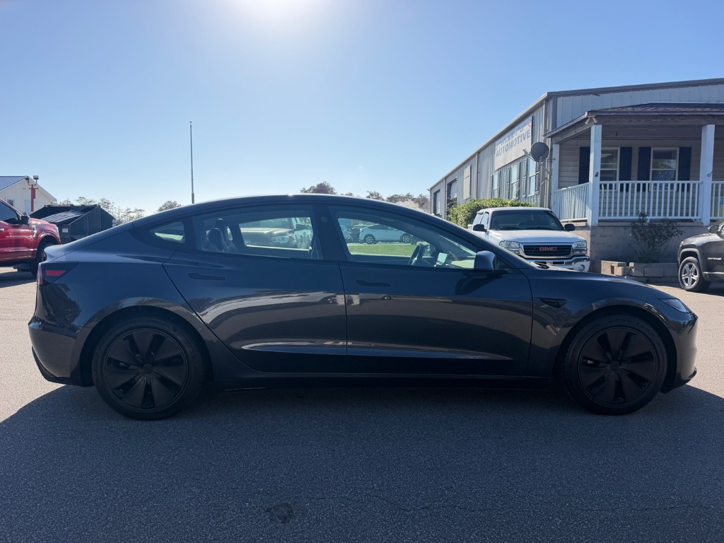 2024 Tesla Model 3 - $31,999