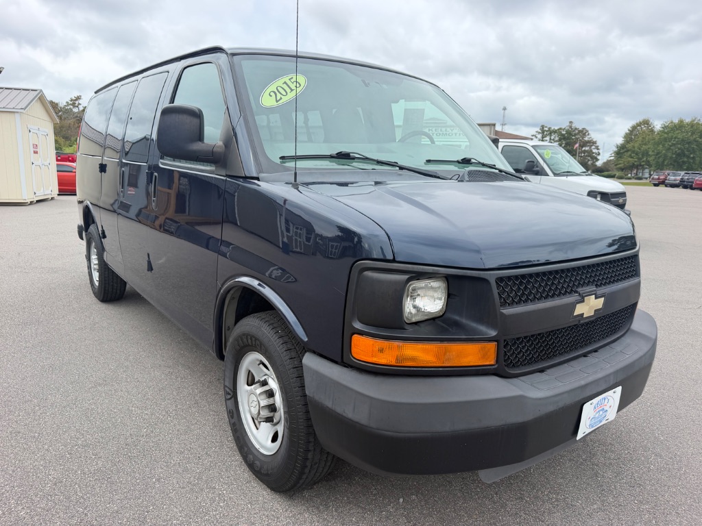 2015 Chevrolet Express - $24,998