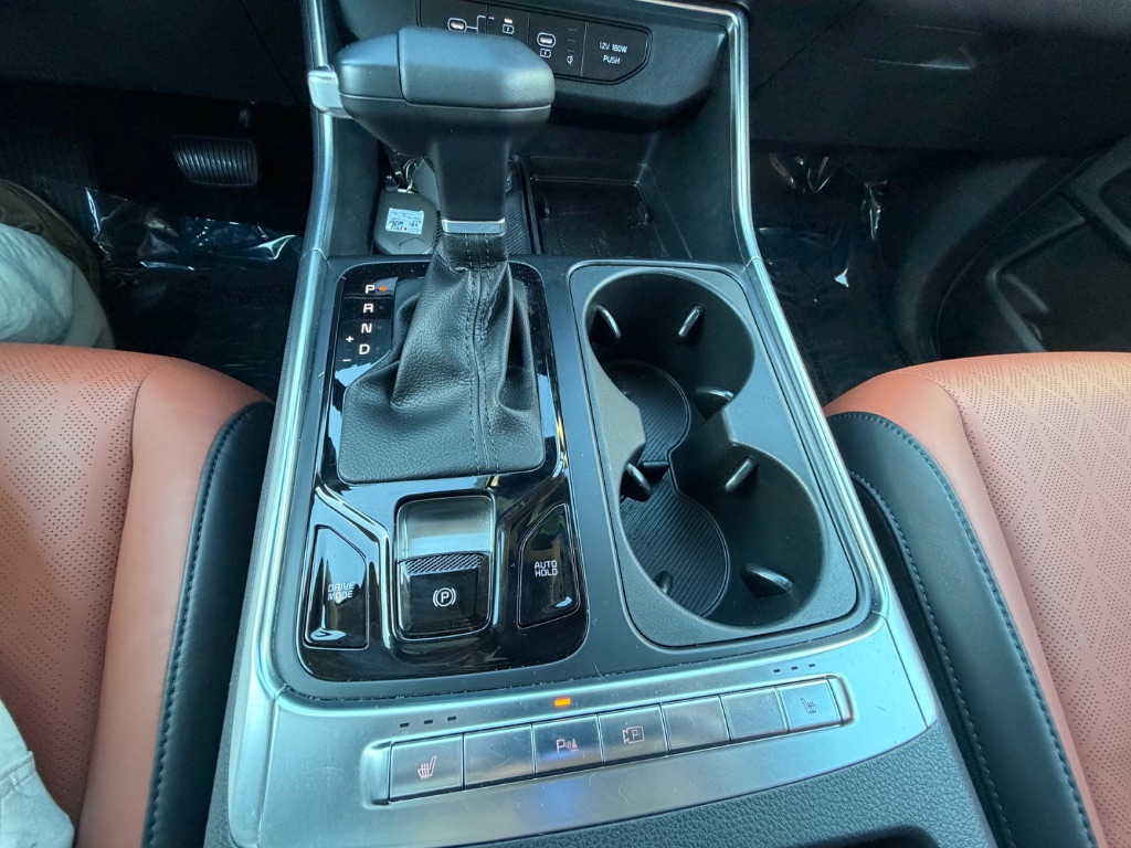 2025 Kia Carnival - $33,995