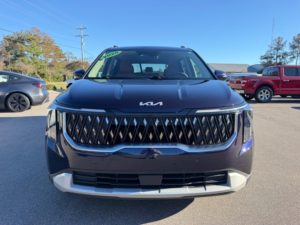 2025 Kia Carnival - $33,995