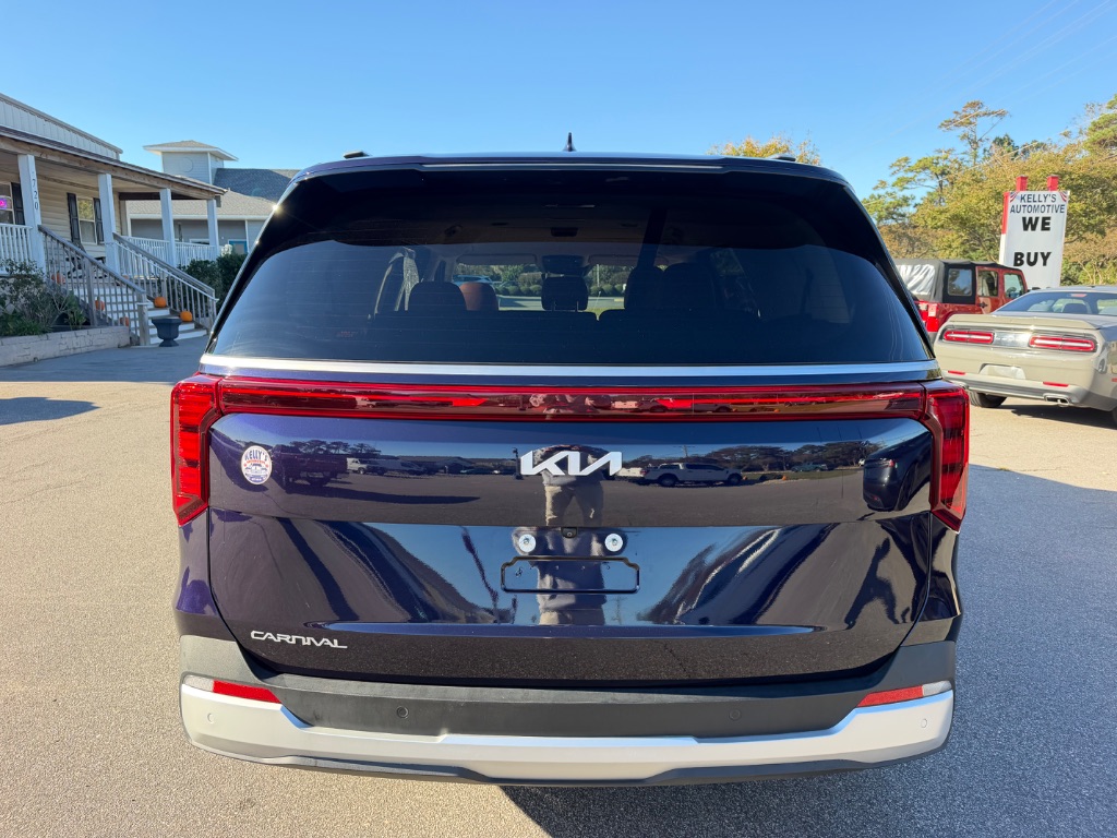 2025 Kia Carnival - $33,995