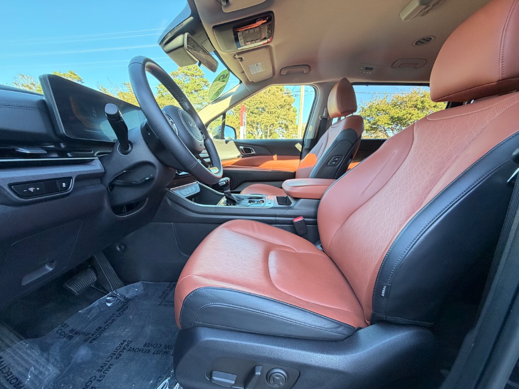2025 Kia Carnival - $33,995