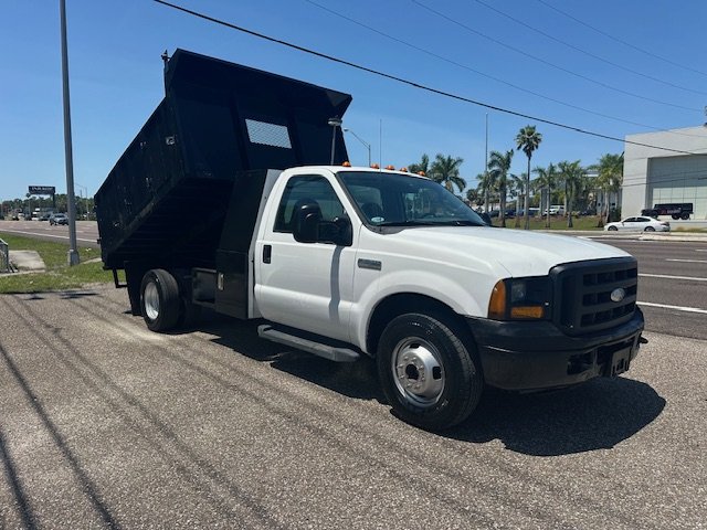 2006 Ford F-350 Super Duty - $19,900
