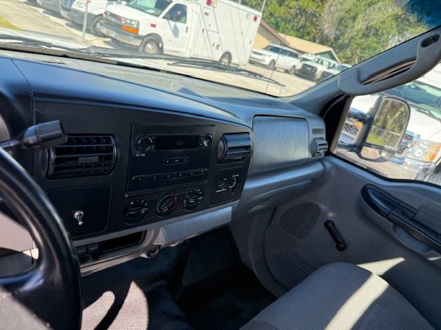 2007 Ford F-450 - $16,900