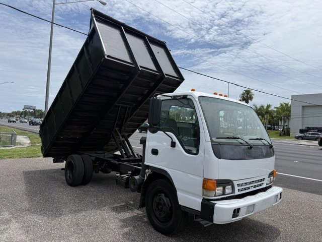 2005 Isuzu Npr/npr-hd - $23,900