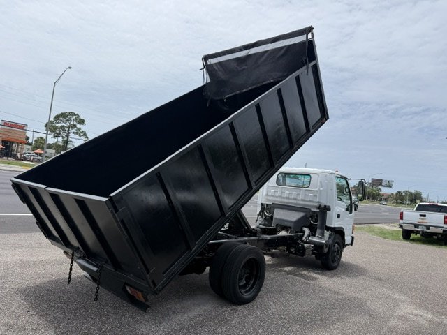 2005 Isuzu Npr/npr-hd - $23,900