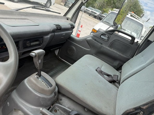 2005 Isuzu Npr/npr-hd - $23,900