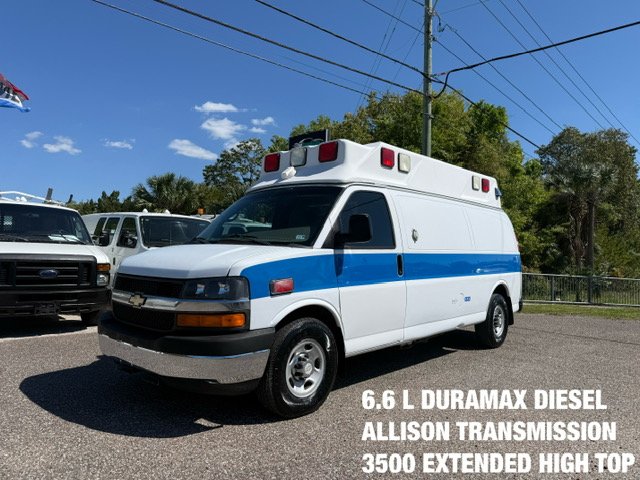 2012 Chevrolet Express - $15,900