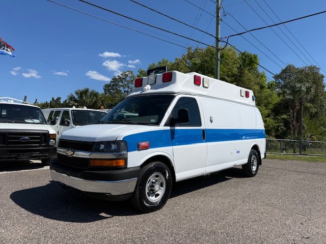 2012 Chevrolet Express - $15,900
