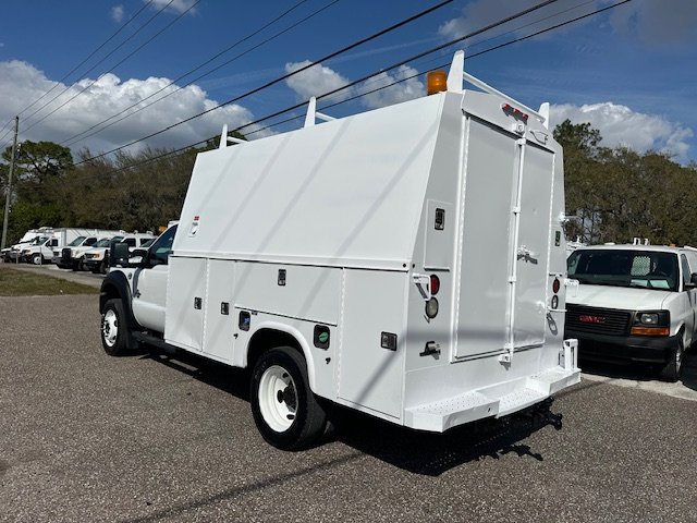 2011 Ford F-450 - $21,900