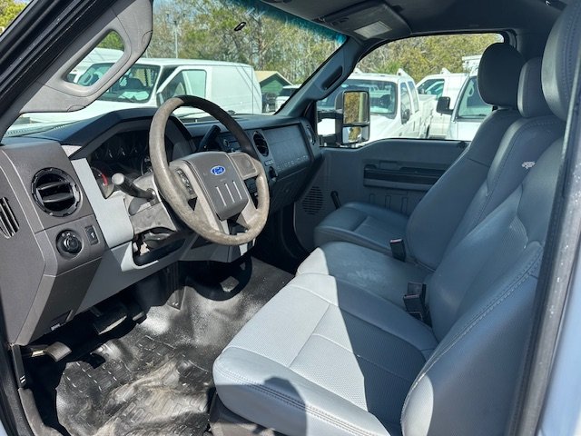2011 Ford F-450 - $21,900