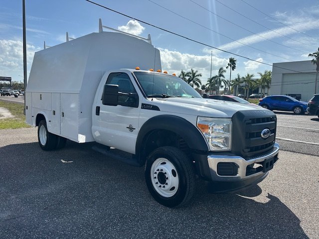 2011 Ford F-450 - $21,900