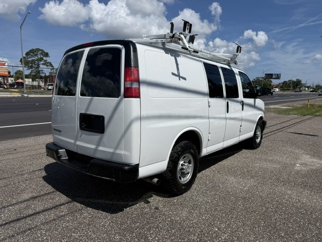2017 Chevrolet Express - $14,900