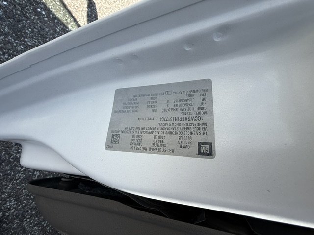 2017 Chevrolet Express - $14,900