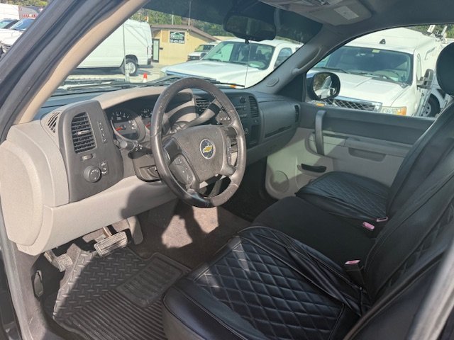 2011 Chevrolet Silverado 1500 - $9,900