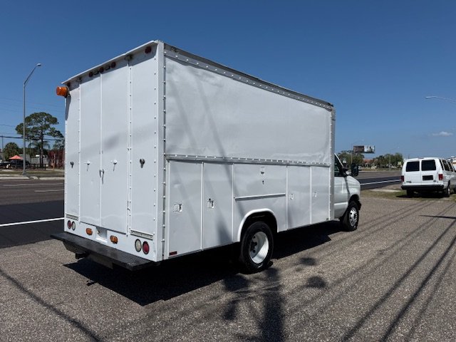 2003 Ford E-450 - $17,900